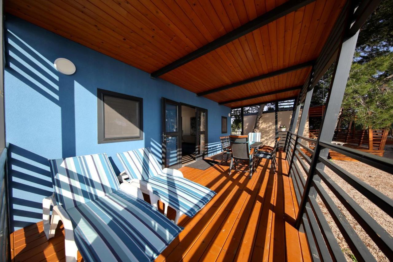 Mobile Home Safir Biograd Na Moru Zewnętrze zdjęcie