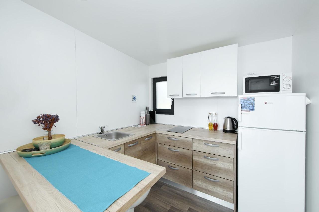 Mobile Home Safir Biograd Na Moru Zewnętrze zdjęcie